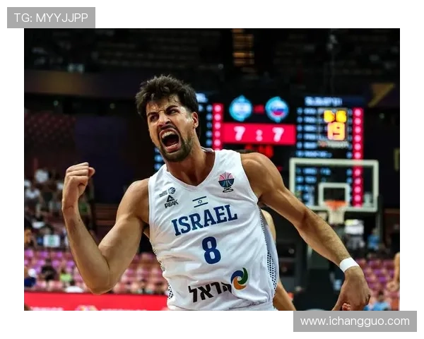 阿夫迪亚手感低迷半场三分全失仍砍下八分三板三助苦撑球队